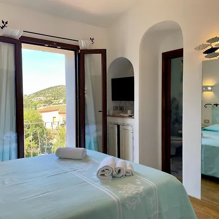 Matty & Yla - Costa Smeralda - Gasthuis 3*
